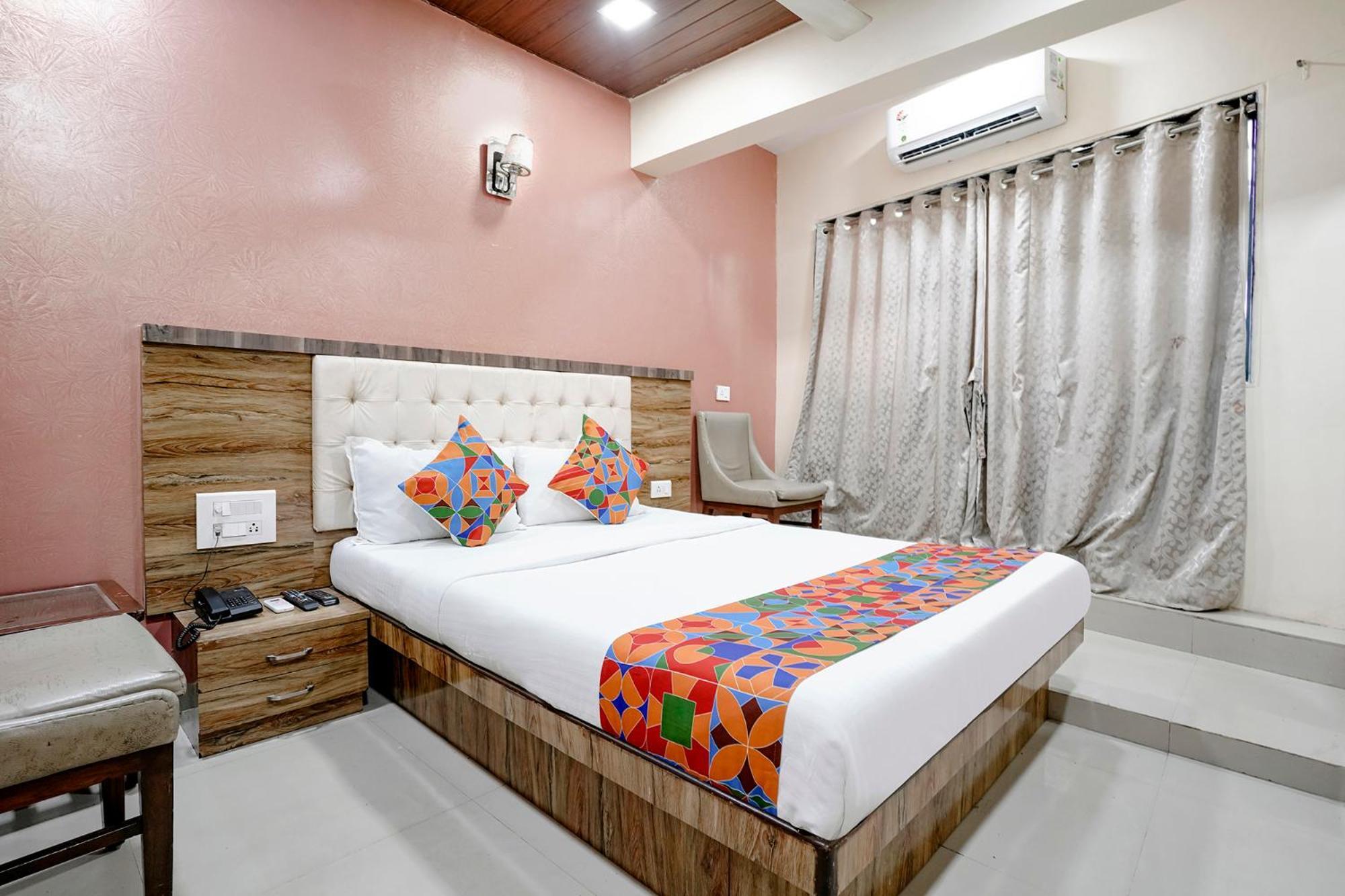 Fabexpress Sarah Gold - Nr Nesco Exhibition Center Hotel Mumbai Luaran gambar
